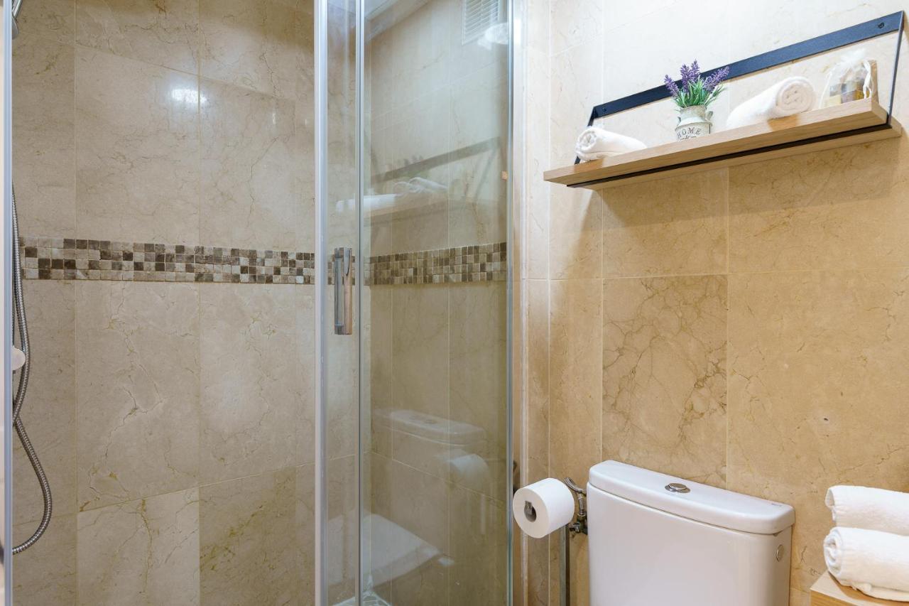 2Nd Line From The Beach , Seaviews + Parking &Pool بينالماذينا المظهر الخارجي الصورة